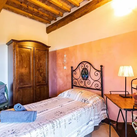 Holiday home Awesome In Volterra Montaperti (Pisa)